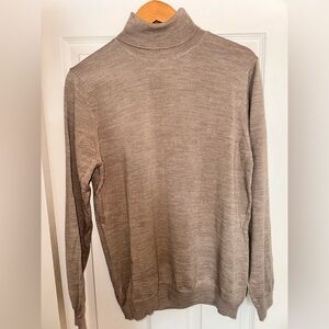 Zara Men's Beige Turtleneck Sweater Medium